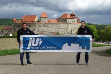 Die Junge Union Harburg (Schwaben) mit Johannes Amerdinger (links) und Marco Pulci (rechts)
