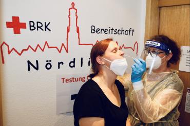 Corona-Test bei der BRK Bereitschaft Nördlingen.