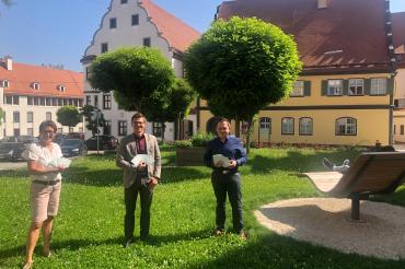 Susanne Vierkorn (Stadtmarketingverein), OB David Wittner und Daniel Wizinger (Tourist-Information)
