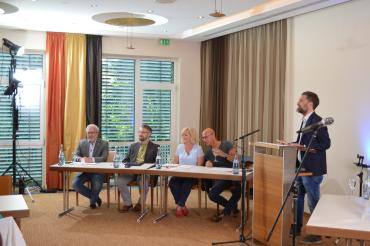 Die Repräsentanten des "Neues Forum Tanzhaus" 