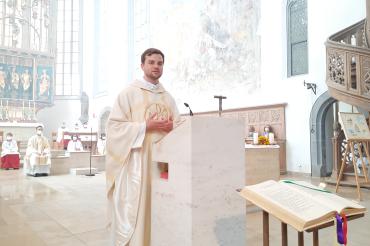 Nach drei Jahren Wirken in Nördlingen verlässt Kaplan Richard Hörmann zum 31. August die PG Nördlingen. 