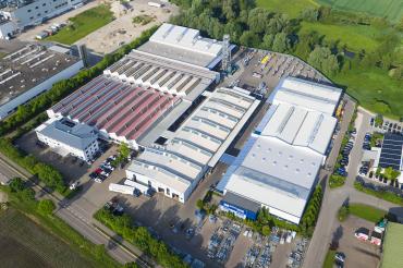 Luftansicht der Firma GEDA in Asbach-Bäumenheim. 