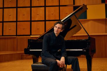 Konzertpianist Martin Stadtfeld wird am 18. September zwei einstündige Konzerte in Oettingen geben. 