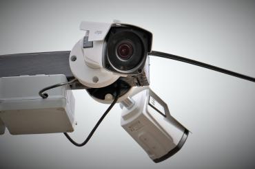 Fest installierte Überwachungskameras