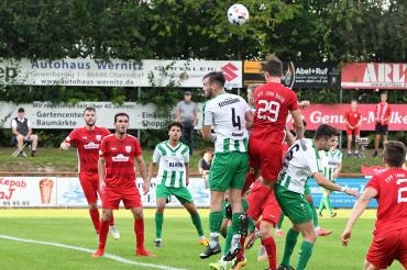 Auf dem Bild zu sehen Spielszene mit Lukas Gerlspeck.