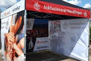 Auf dem Bild sieht man den Stand des Inklusionsrates Nördlingen.