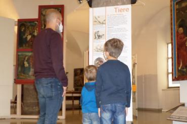 Ein unterhaltsamer Rundgang für Familien im Stadtmuseum Nördlingen