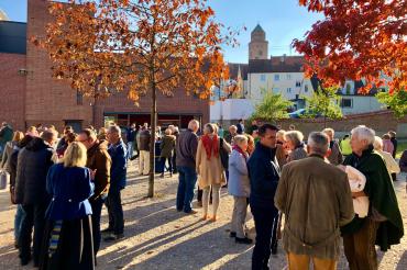 Beim anschließenden kleinen Imbiss begegnete man sich nach dem DANKE-Konzert im herrlichen Ambiente der Freilichtbühne am Mangoldfelsen.