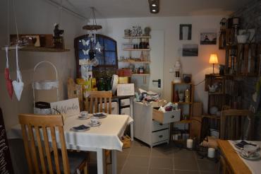 Auf dem Bild sieht man das Café Romy's von innen.