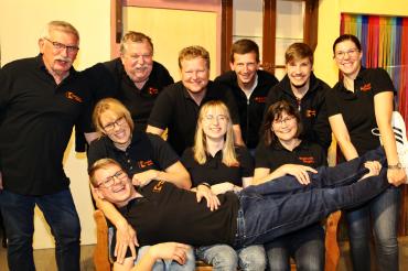 Nach einer einjährigen Corona bedingten Pause freut sich die Kolpingsfamilie Wemding in der Stadthalle Wemding wieder ein Theaterstück aufführen zu können. 