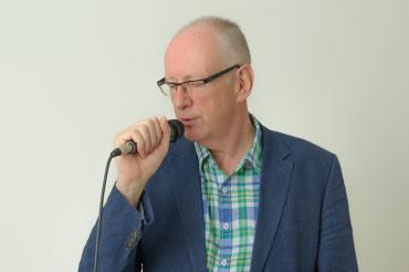 Liedermacher Hans-Georg Stapff. 