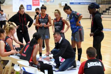 Alles Beschwören von Eigner Angels-Coach Ajtony Imreh half nichts: sein Lazarettteam verlor deutlich gegen die Gisa Lions Halle. 