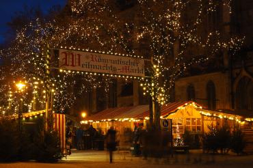 Der Romantische Weihnachtsmarkt in Nördlingen findet in diesem Jahr vom 26. November bis 23. Dezember 2021 statt.