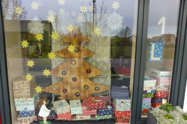 Tag 1 des Münsterer Adventskalenders: Das Münsterer Kindernest macht den Auftakt am 1. Dezember – erkennt ihr das Märchen?  