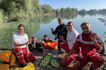 Von links: Ausbilderin Diana Naschwitz, Florian Schmidt, Manuel Brandt, Kyra Schalich, Ausbilder Johannes Wech und Niklas Mayerhauser.