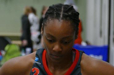 Neuzugang Shereen Sutherland glänzte in ihrem ersten Spiel für die Eigner Angels mit 17 Punkten und 10 Rebounds und war am Sieg in Mainz maßgeblich beteiligt. 