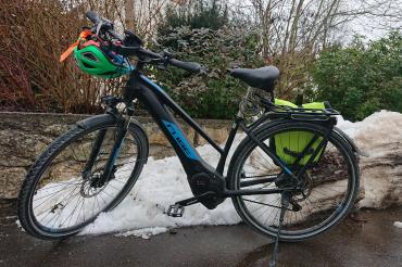 E-Bike im Winter, mit Schnee