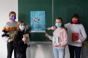 Auf dem Foto von links: Emilia Höß, 6b, Anna Schön, 6d, Emilie Hahn, 6a und Bianca Biber, 6c.