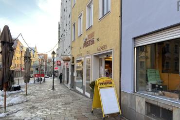 Schließt zum Ende des Jahres  - die Pfisterfiliale in der Reichsstraße. 