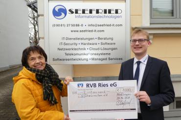 Von links: Rosmarie Schweyer, Florian Seefried.