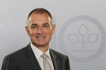 Auf dem Bild sieht man Dieter Wiedenmann.