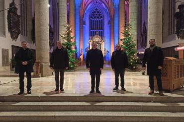 Von links nach rechts: Pfarrer Benjamin Beck (r-kath.) Dekan Gerhard Wolfermann (ev.-luth.) Bezirksvorsteher Martin Stumpf (Neuapostolisch) Pastor Günther Guthmann (Hensoltshöher Gemeinschaft) und Pastor Stefan Striefler (Gospelhouse)