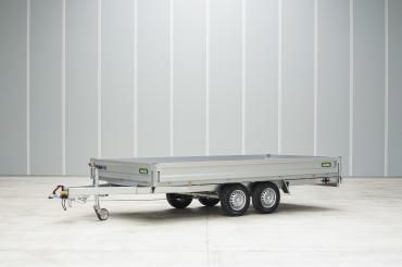 Das Bild zeigt einen Anhänger der Firma Unsinn Fahrzeugtechnik