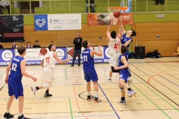 Bild zeigt Basketballspiel.