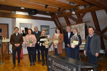 Foto der Ehrung von Rosemarie Haedkte, Elisabeth Stempfle, Irmgard Stark, Karin Bauer, Barbara Forster und Susanne Faul.