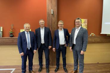 Zu sehen sind Wolfgang Winter, Peter Hoffmann, Gerhard Kilian und Johann Sailer.