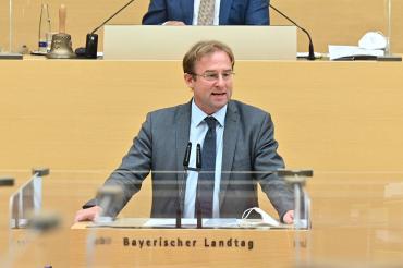 Zu sehen ist Wolfgang Fackler.