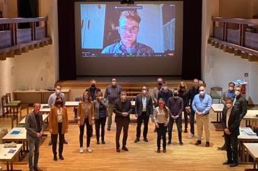 Teilnehmer*innen eines Treffens zur Reaktivierung der Bahnstrecke Dombühl - Wilburgstetten - Nördlingen