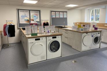 Waschmaschinen im Hauswirtschaftsraum der Hauswirtschaftsschule Nördlingen