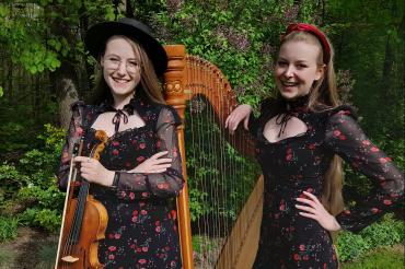 Anna und Mia Berger.