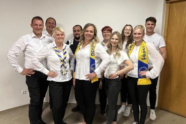 Zu sehen sind die Mitglieder der Blaumeisen in Huisheim.