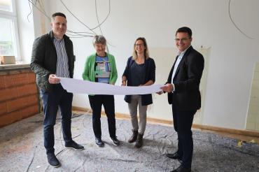 Zu sehen sind Patrick Wörle, -	Sibylle Lutzkat, Anika Höß u. Jürgen Sorré.