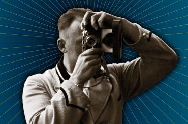 Das BIld zeigt das Plakat der Sonderausstellung "Bin im Bild".