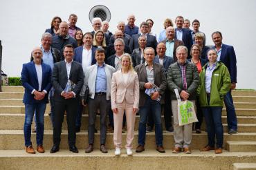 Das Bild zeigt alle Beteiligten am Netzwerk Flächensparen.