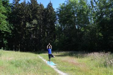Aktionstag "WaldYoga". 