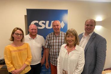 von links nach rechts: Barbara Mayr-Roßkopf, Stadtrat Gerhard Böswald, Günther Buchberger, Jutta Reng, Stadtrat und Ortsvorsitzender Konrad Müller