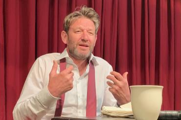 Das Bild zeigt Mr. Green.