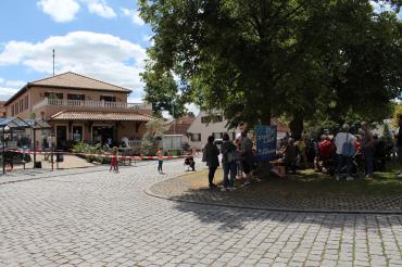 Das Bild zeigt den Dorfladen Ebermergen.