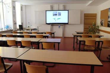 Das Bild zeigt den Festakt anlässlich der Einweihung des THG in Nördlingen. 