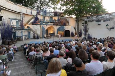 Das Bild zeigt den Summer Slam 2020