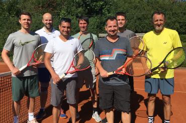 Das Bild zeigt die Meister des TC Wemding.