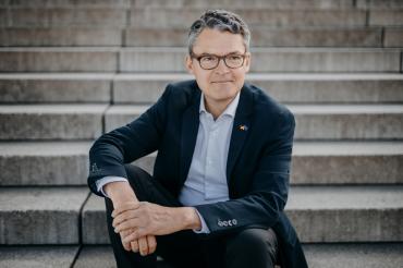 Das Bild zeigt MdB und Oberst a.D. Roderich Kiesewetter.