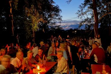 Das Bild zeigt das 1. Sommerfest des AK Nachhaltigkeit & Klimaschutz.