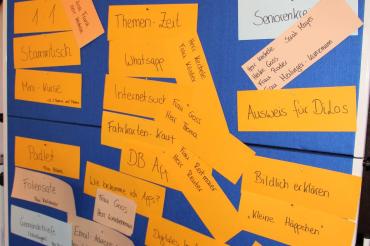 Verschiedene Themen rund um Digitalisierung werden in der Themenzeit in der Stadtbibliothek behandelt. Am Donnerstag, 15. September 2022 geht es los. 