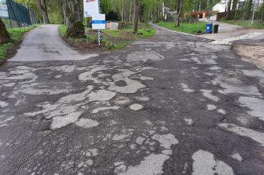 Die Auffahrt zur Marienhöhe in Nördlingen ist sanierungsbedürftig. 