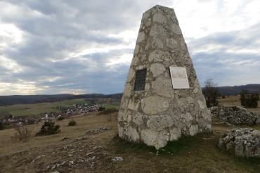 Schlachtendenkmal auf dem Albuch.